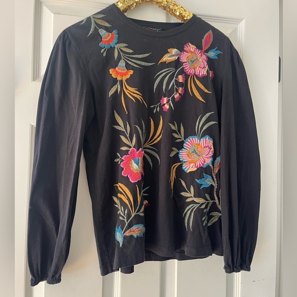 Johnny Was Sidonia Bishop Sleeve Top Embroidered Floral - Picture 2 of 8